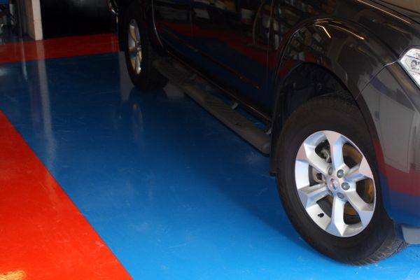 commercial-garage-floor-1673AC17D-2DF2-C699-A5B4-28C896915FF4.jpg